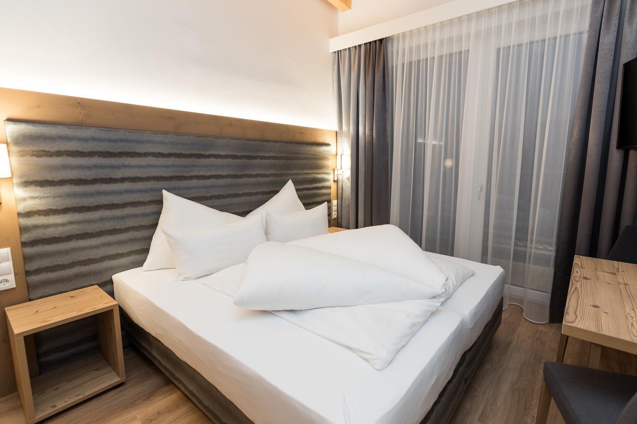 The Ischgl Lodge ภายนอก รูปภาพ
