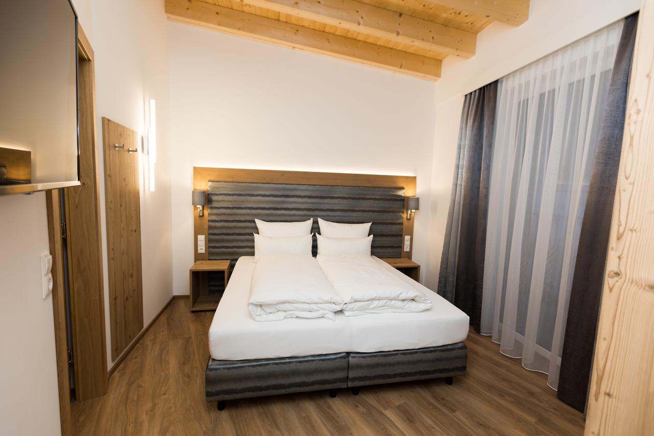 The Ischgl Lodge ภายนอก รูปภาพ